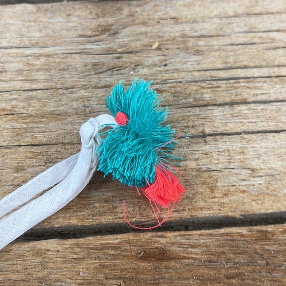 Cat and Jack size 5T cream top - Picture 4 of 5